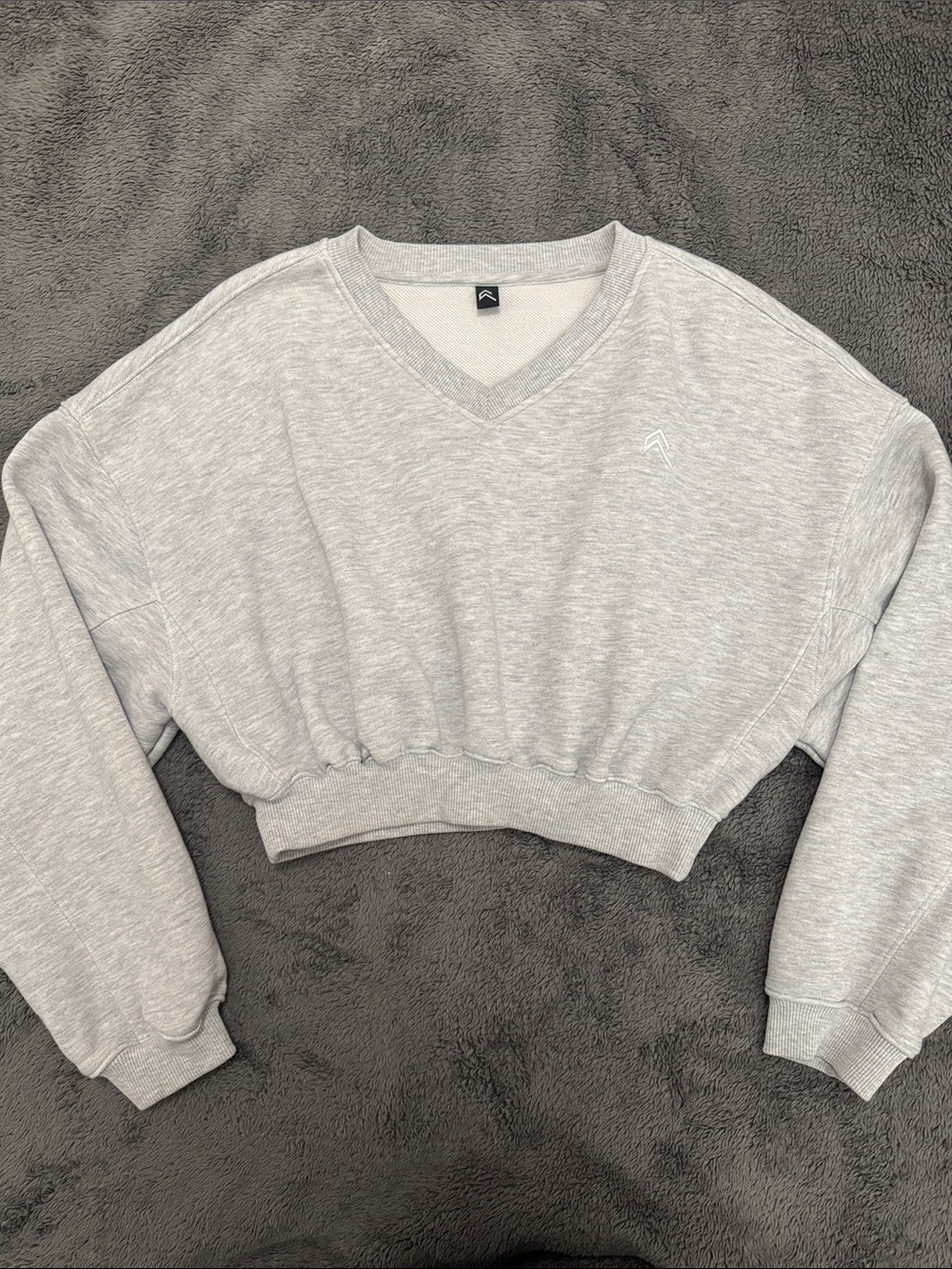 Oner Active Light Gray V-Neck Cropped Sweater
